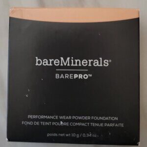 BareMinerals BarePro Performance Wear Powder Foundation - Pecan